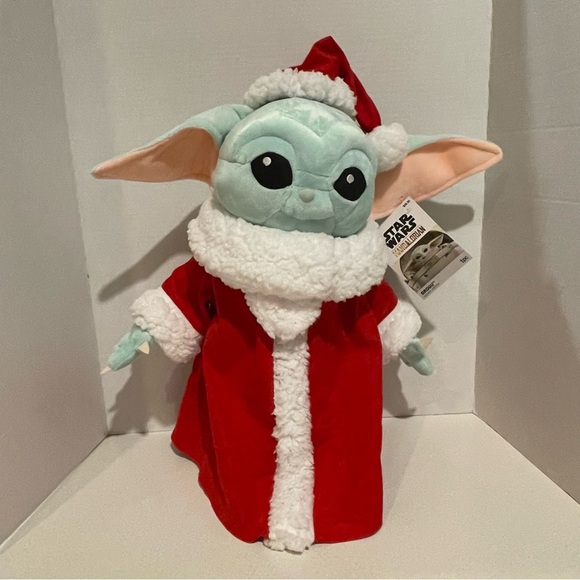 HTF Disney Baby Yoda Plush Star Wars Mandalorian Grogu Holiday Greeter 2022 - Picture 13 of 13